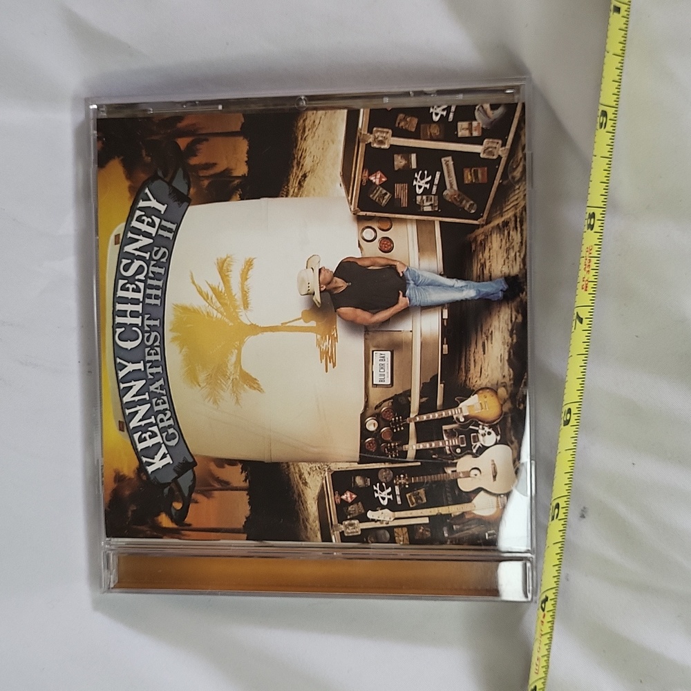 Kenny Chesney Greatest Hits 2 2010 CD good condition
